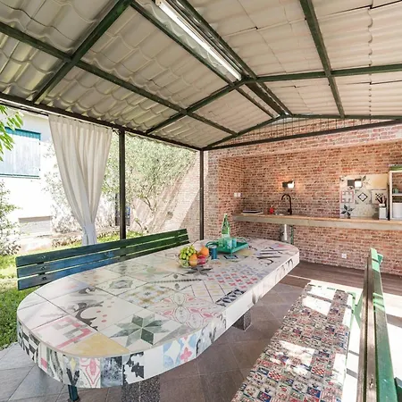 Near Krka With Private Pool Unesic