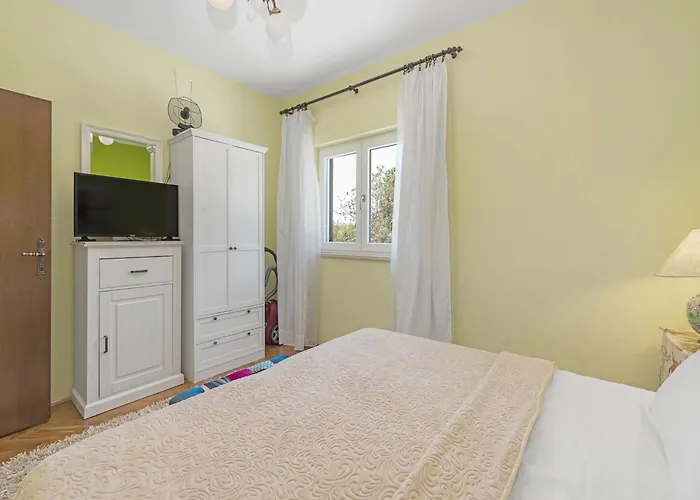 Near Krka With Private Pool * Unesic